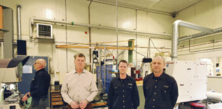 Anders Karlsson platschef, Nicklas Irestam, produktionsledare och Magnus Hermansson, produktionschef.